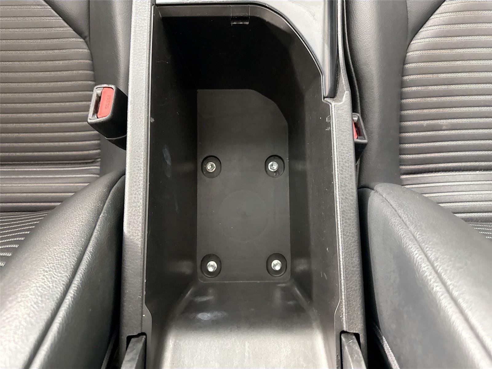 Used 2018 Galactic Aqua Mica Toyota SE image 32