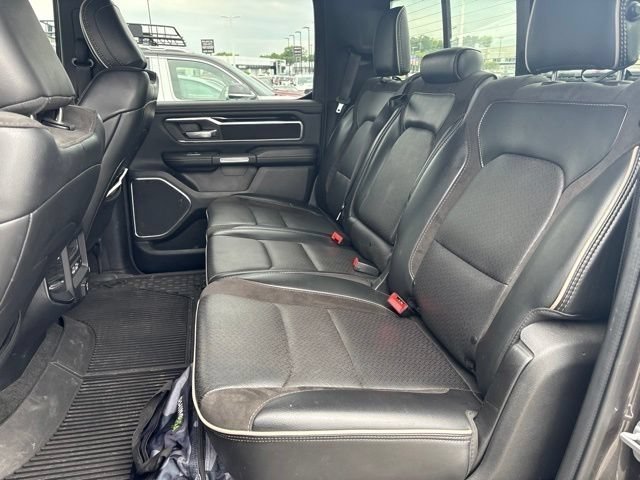 Used 2019 Granite Crystal Metallic Clearcoat Ram Laramie image 31