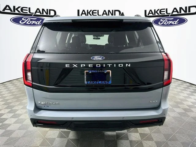 New 2027 Gray Ford Platinum image 4