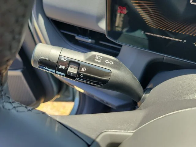 New 2027 Iceberg Green Kia X-Line S image 25