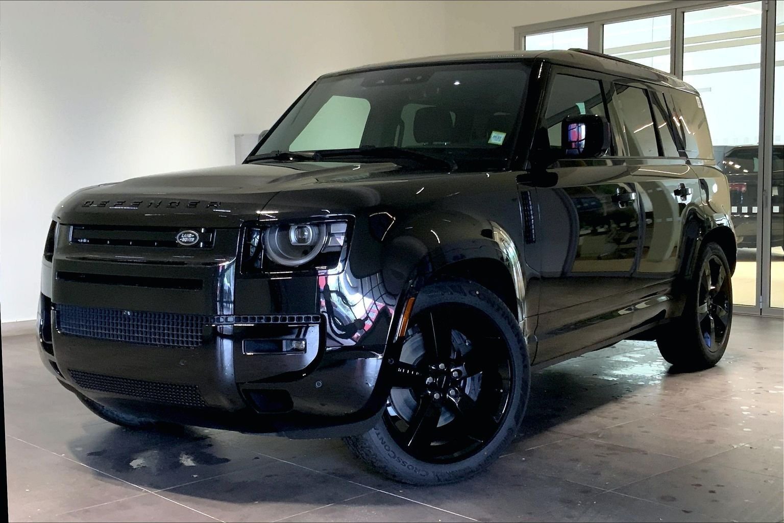 2026 Land Rover Defender 110 X-Dynamic SE P400's photo