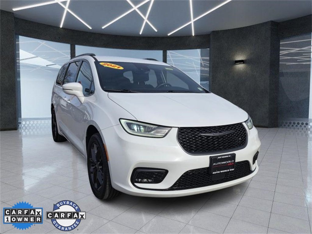 2021 Chrysler Pacifica Touring