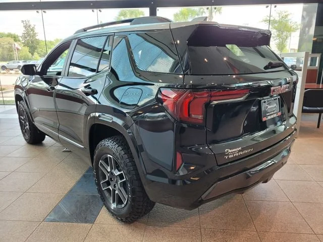 2026 GMC Terrain AT4 - Photo 10