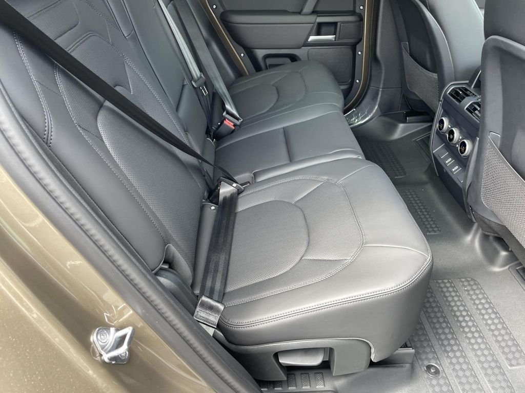 New 2026 Gondwana Stone Land Rover X-Dynamic SE image 18