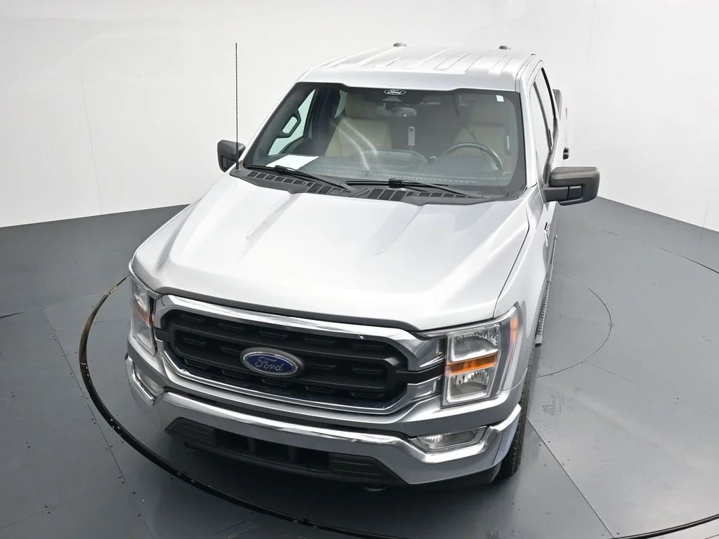 Used 2022 Silver Ford XLT image 19