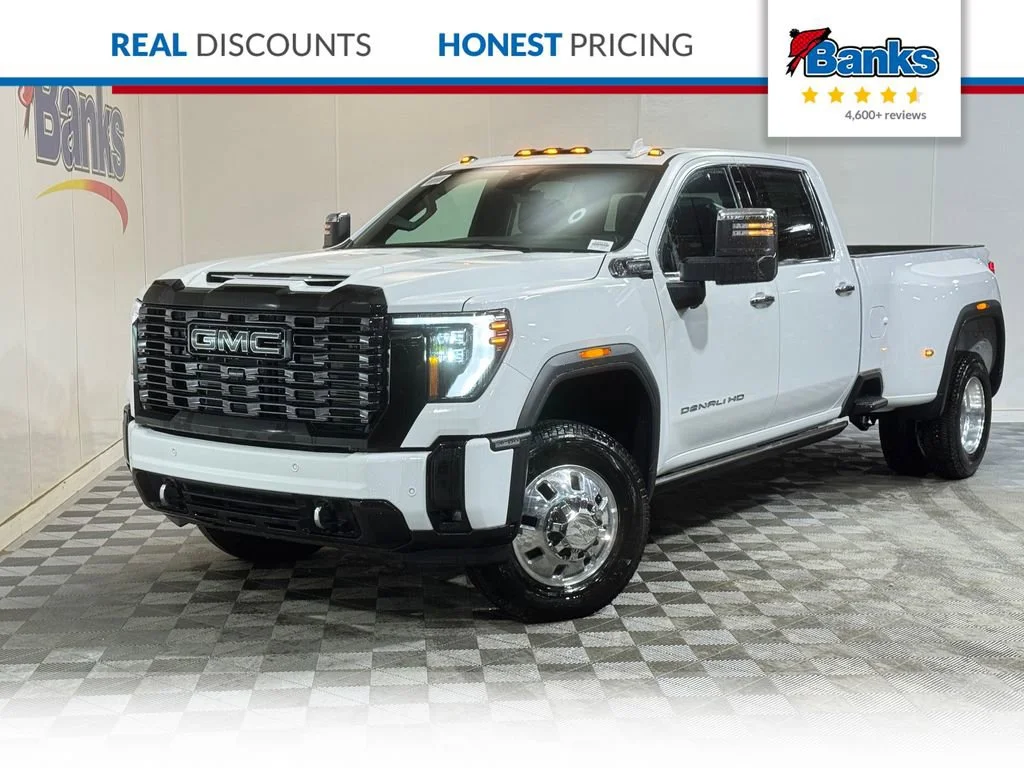 2026 GMC Sierra 4WD Crew Cab LB DRW Denali Ultimate's photo