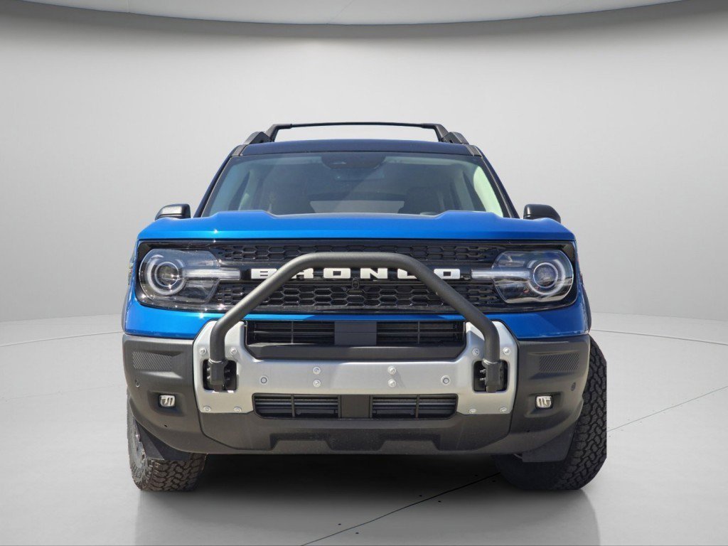 New 2026 Velocity Blue Metallic Ford Outer Banks® image 3