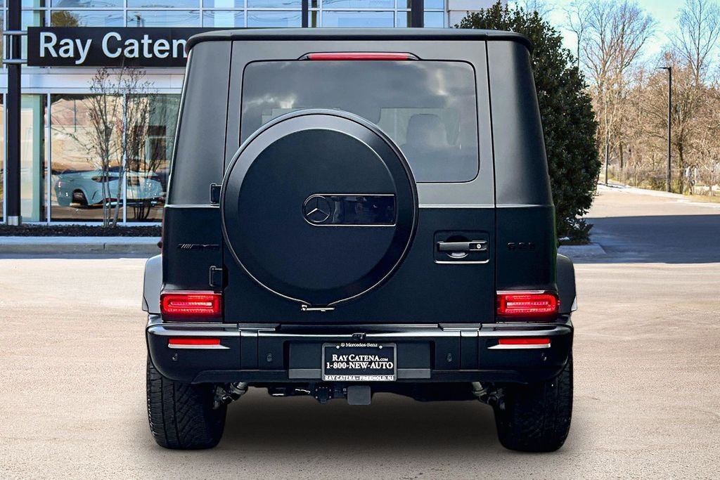 New 2026 MANUFAKTUR Night Black Magno Mercedes-Benz G 63 AMG® image 4