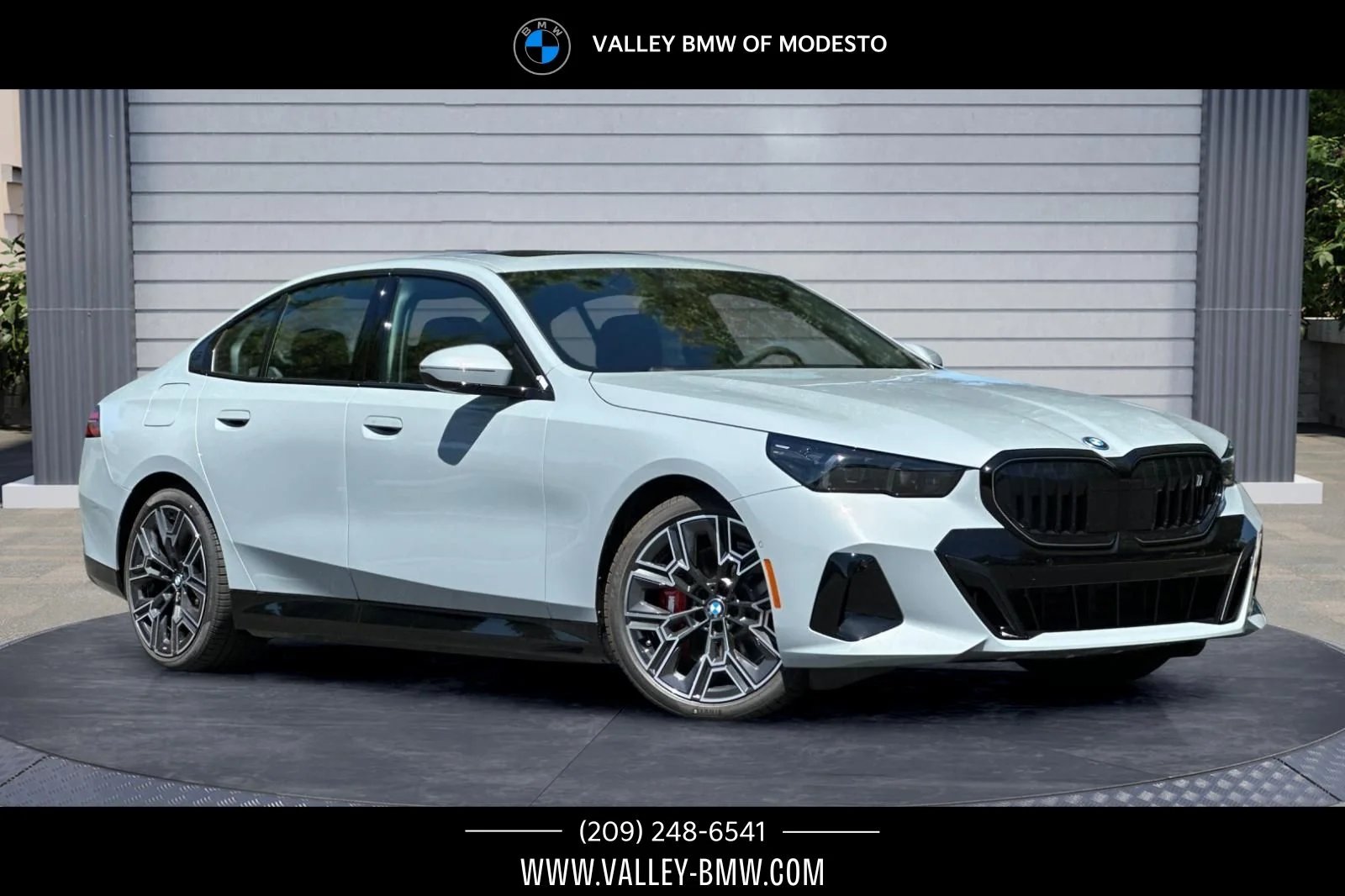 New 2027 Brooklyn Grey Metallic BMW eDrive40 image 1