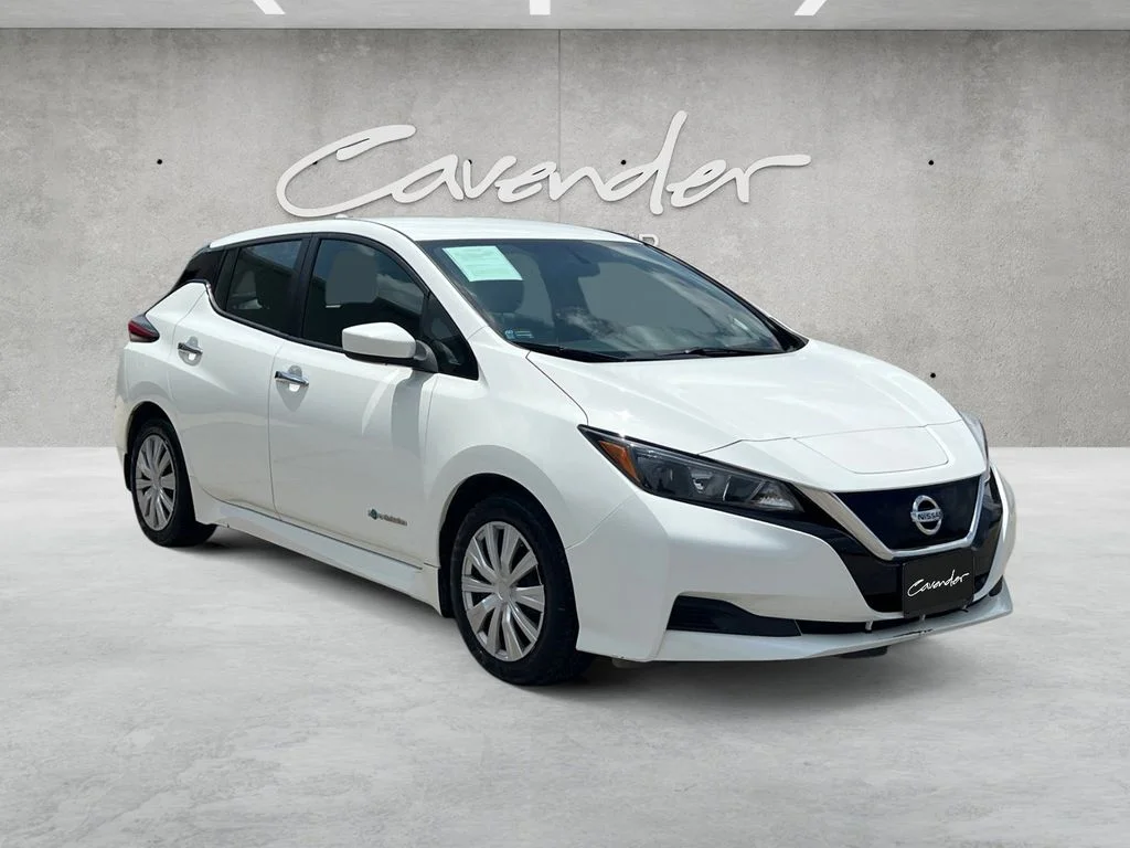 Used 2018 Nissan LEAF S with VIN 1N4AZ1CP2JC313355 for sale in San Marcos, TX