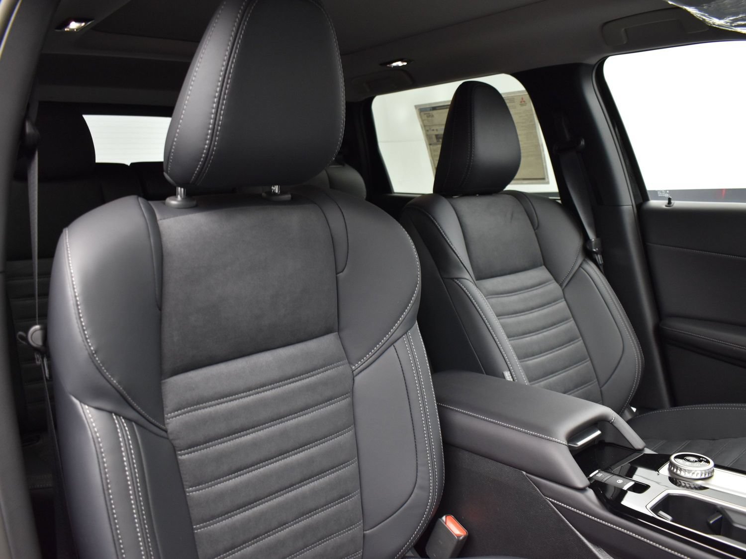 New 2026 Labrador Black Pearl Mitsubishi SE 1.5T 2WD image 19