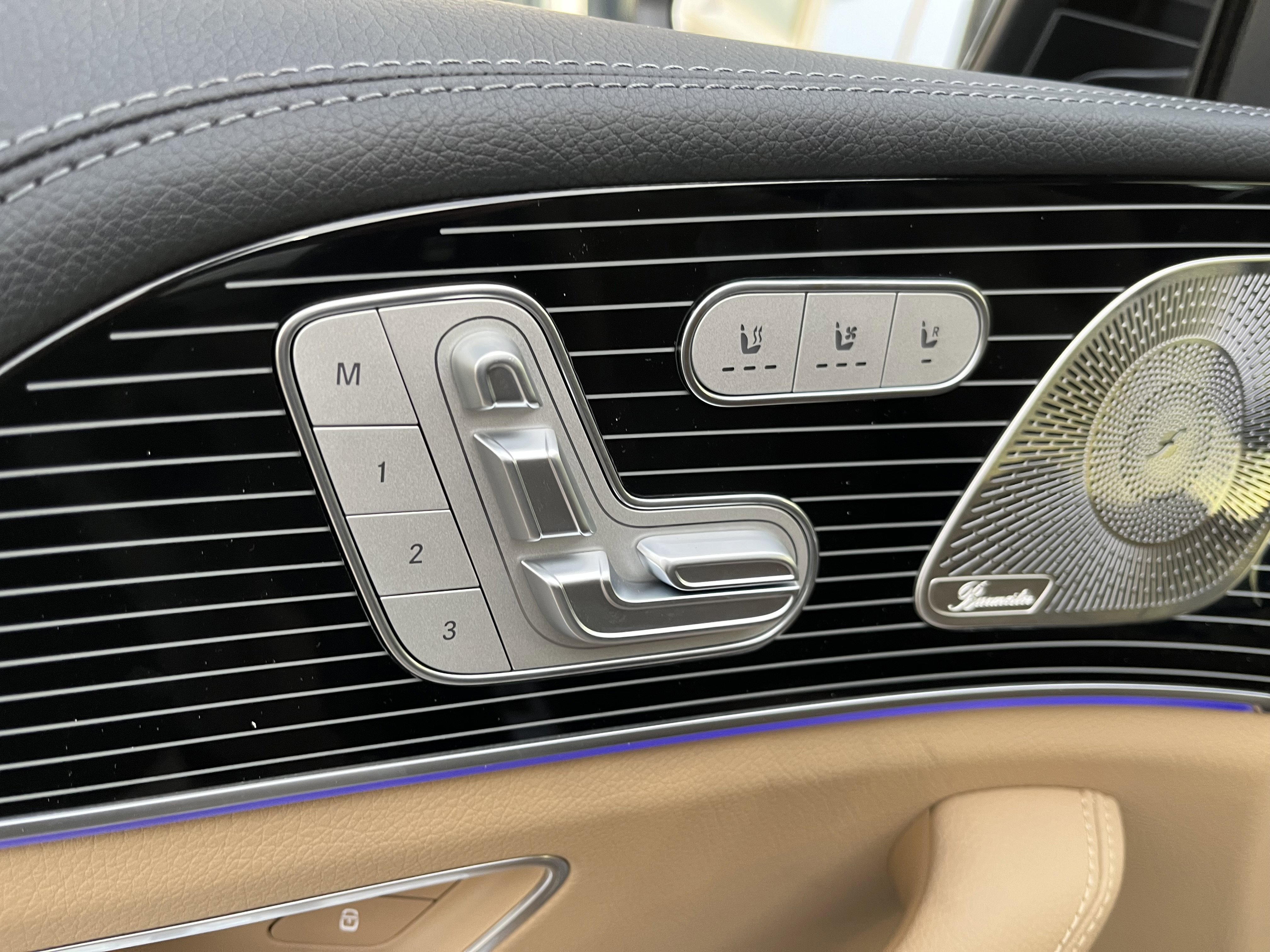 New 2026 Obsidian Black Metallic Mercedes-Benz GLS 450 image 12