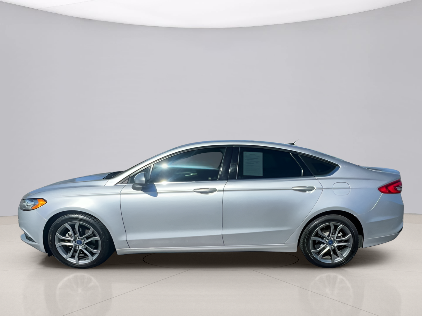 2017 Ford Fusion SE photo 4