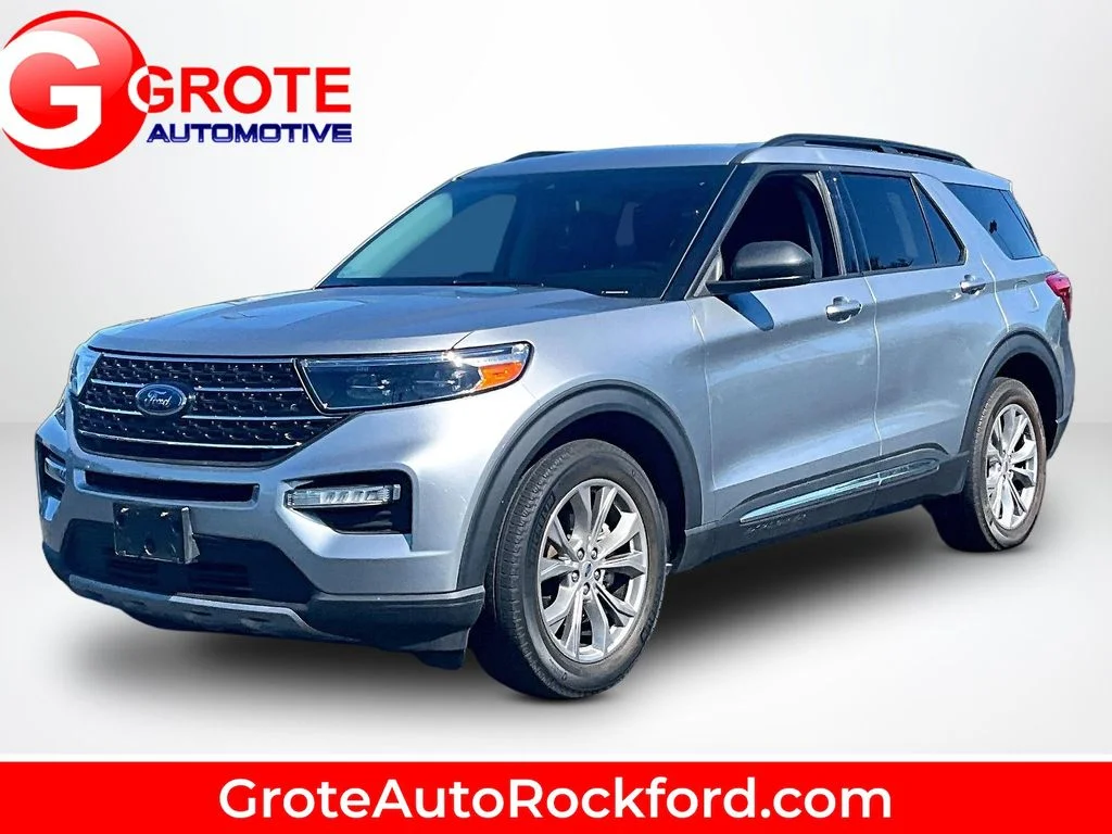 Used 2021 Silver Ford XLT image 1