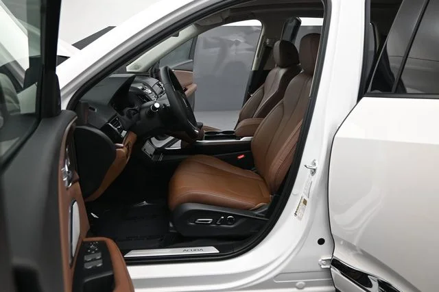 New 2026 Platinum White Pearl Acura Technology Package image 13