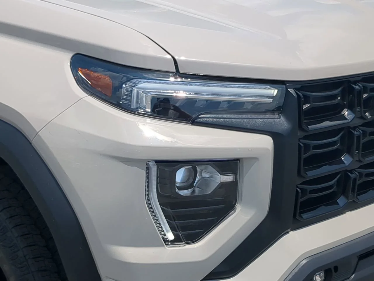 2026 GMC Canyon Elevation - Photo 9