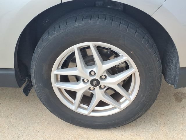 Used 2024  Ford SEL image 23