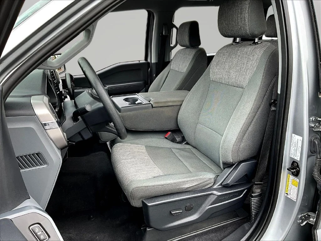 Used 2023 Silver Metallic Ford XLT image 21
