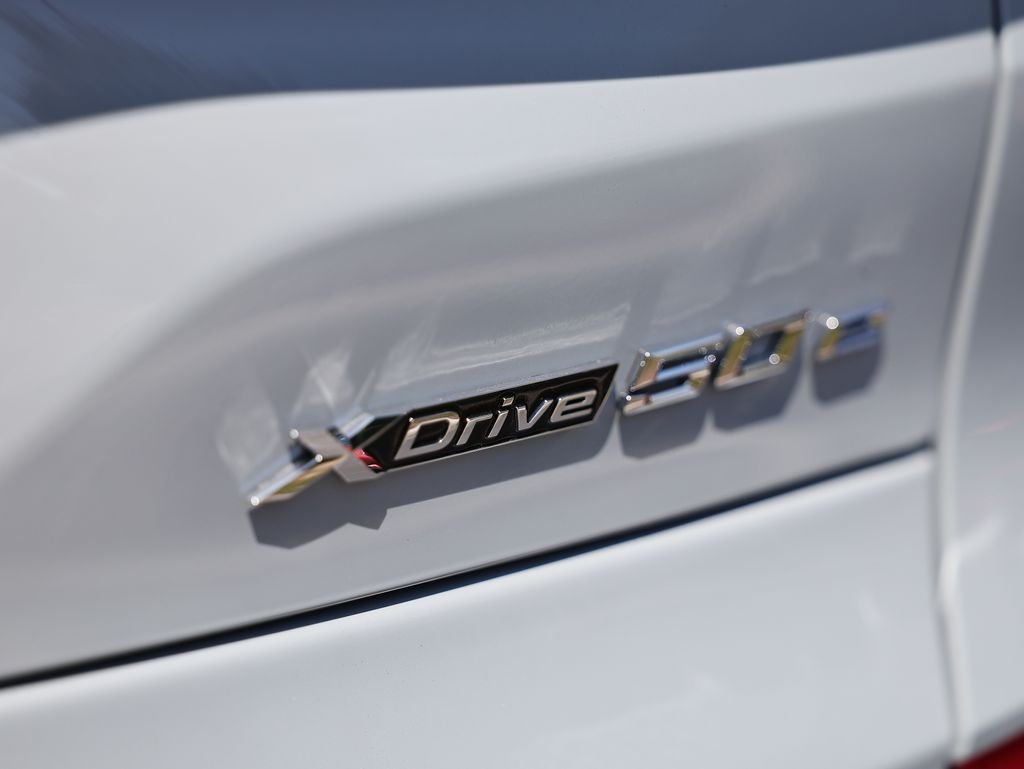 New 2026 Brooklyn Grey Metallic BMW xDrive50e image 10