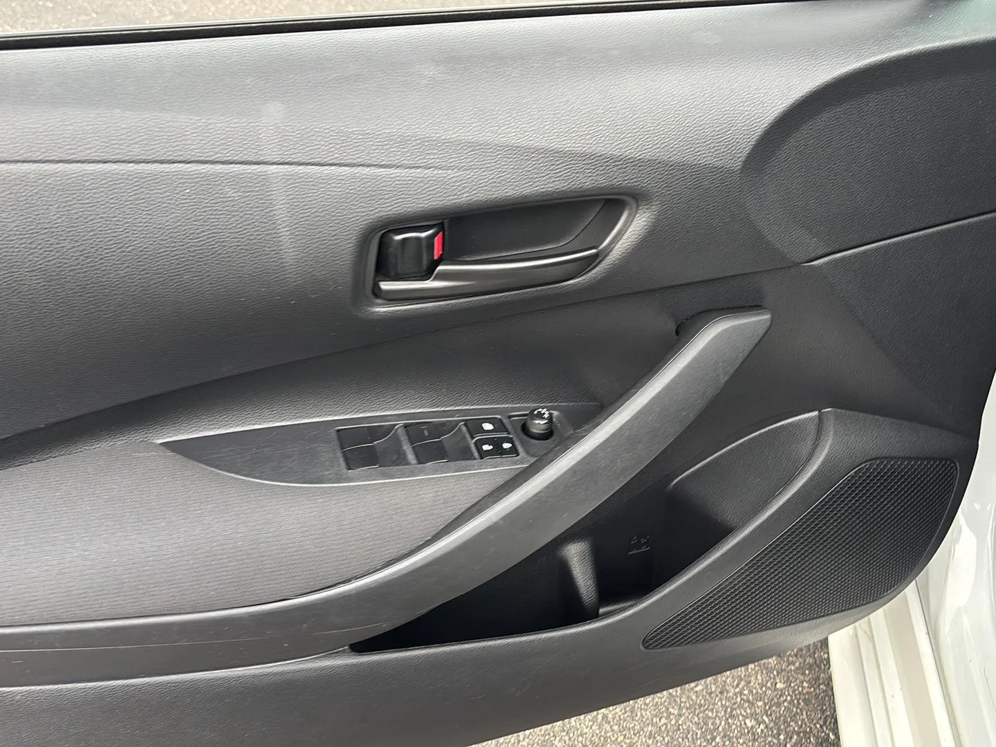 Certified Used 2024 Ice Cap Toyota LE image 32