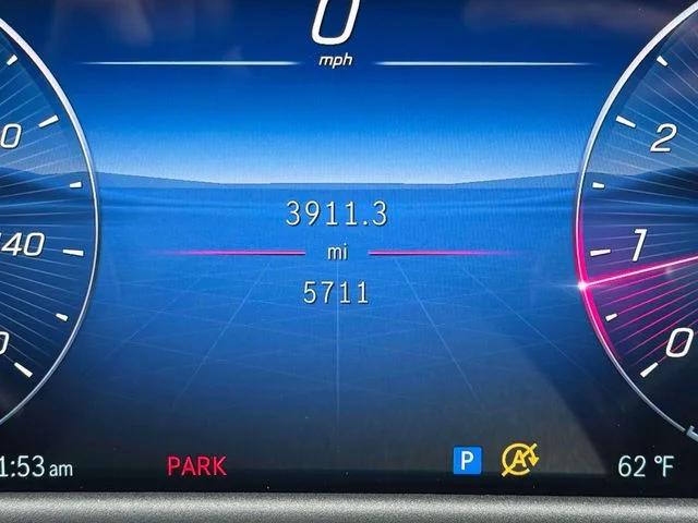 W1KLF4HB1TA218039