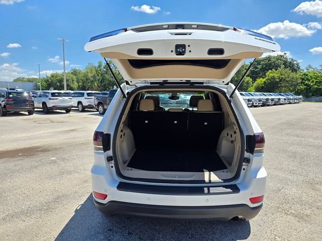 Certified Used 2022 White Jeep Laredo E image 38