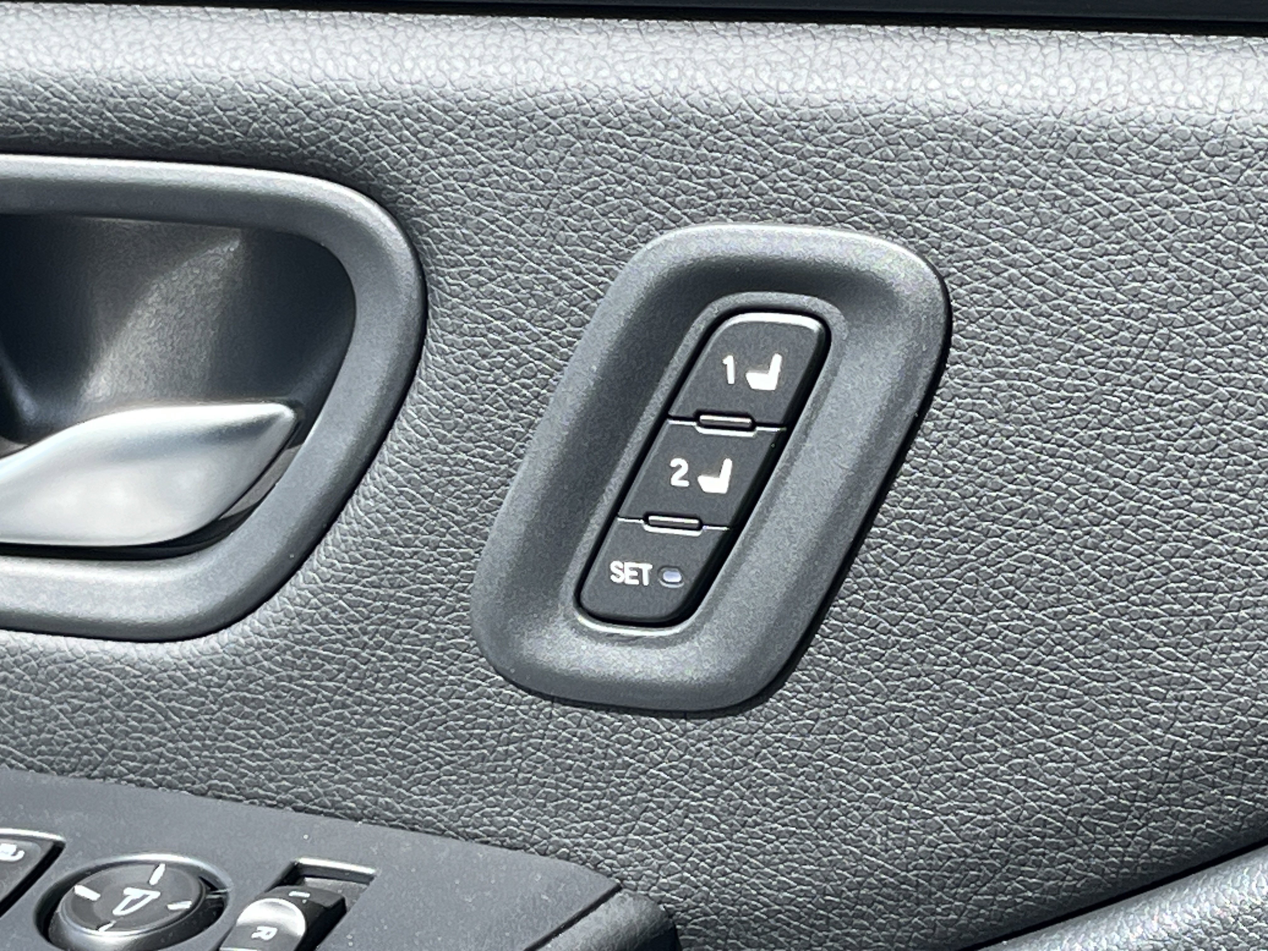 2026 Honda Pilot EX-L - Photo 14