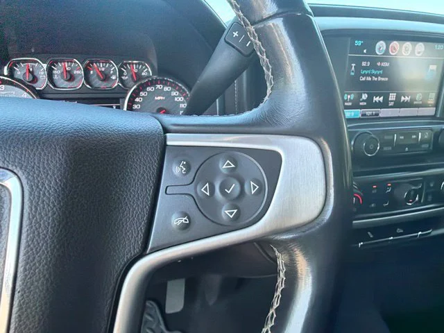 Used 2018 Quicksilver Metallic GMC SLE image 23