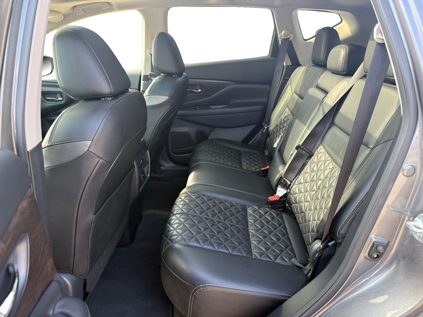 Used 2024 Super Black Nissan Platinum image 21