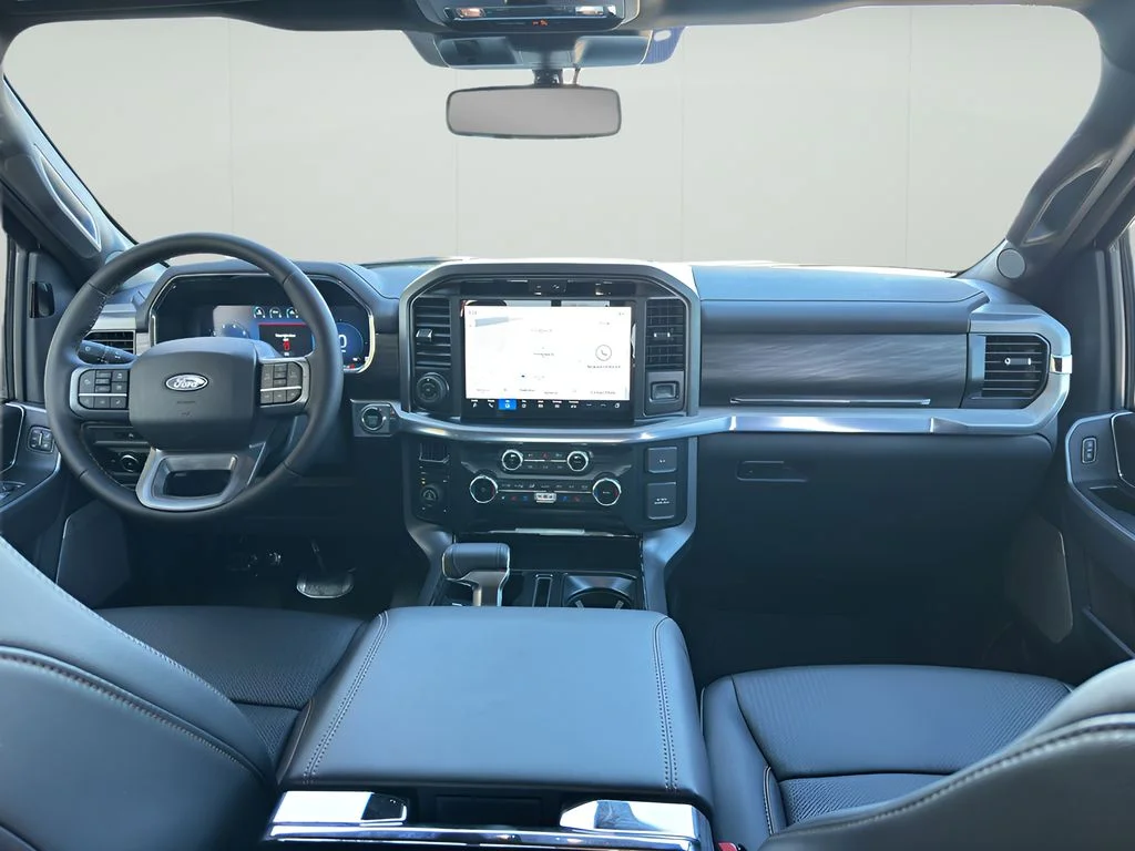 New 2025 Carbonized Gray Metallic Ford LARIAT image 15