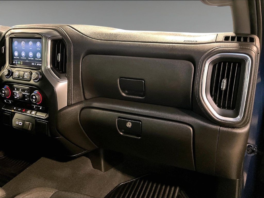 Used 2022 Blue Chevrolet LT image 13