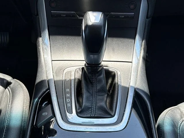 Used 2016 Blue Ford Titanium image 18
