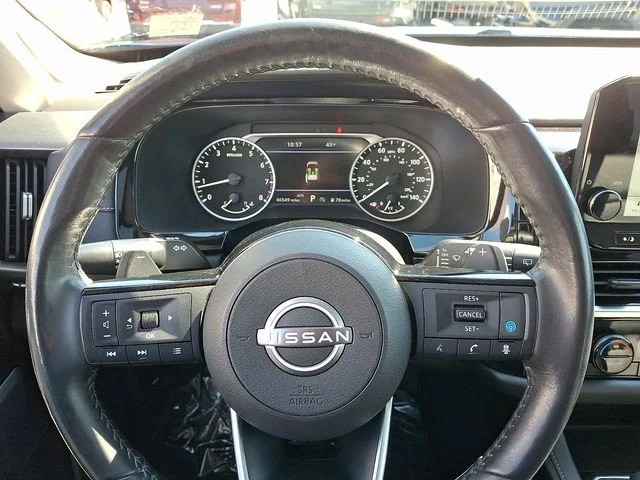 Used 2023 Blue Nissan SL image 27