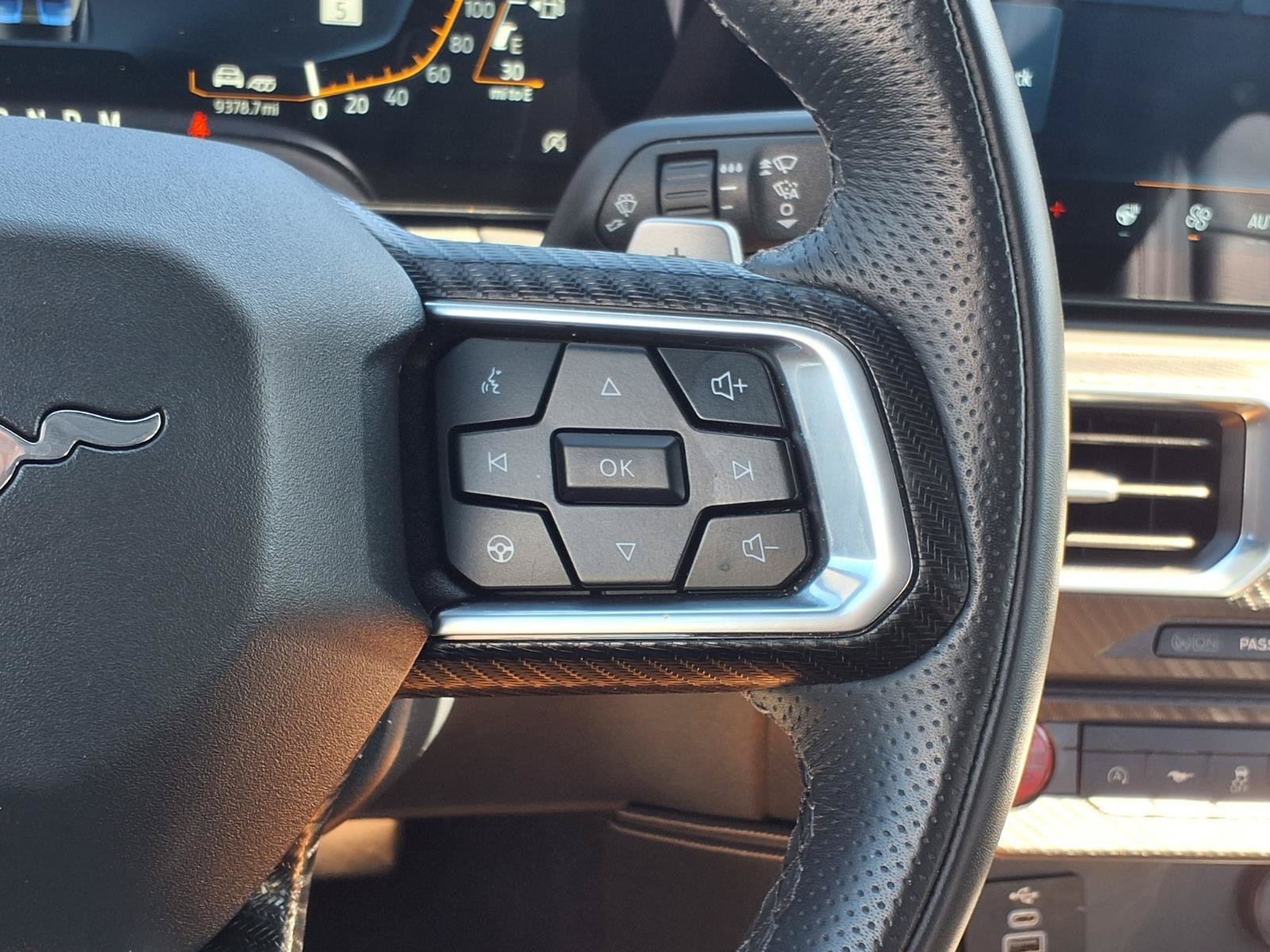 Used 2025 Iconic Silver Met Ford GT Premium image 22