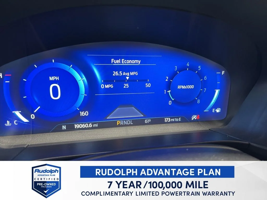 Used 2022 Black Ford SEL image 17