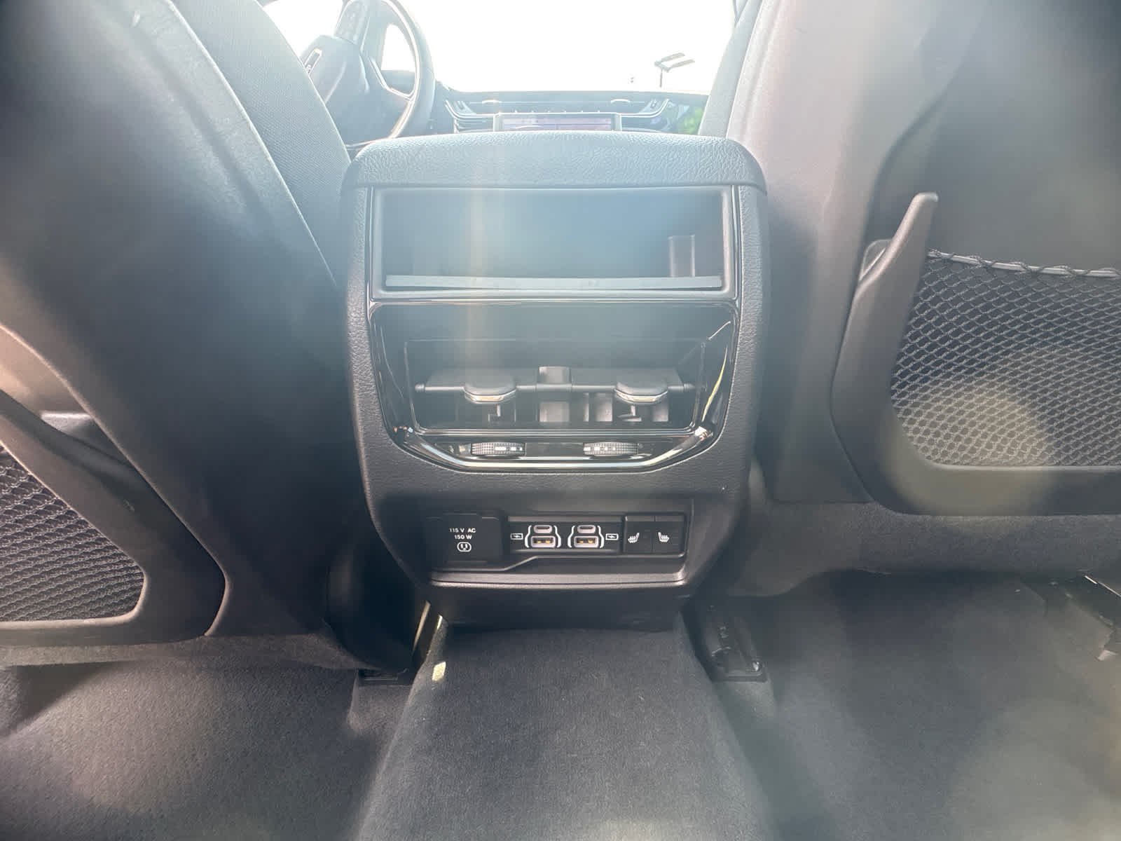 Used 2022 Baltic Gray Metallic Clearcoat Jeep  image 14