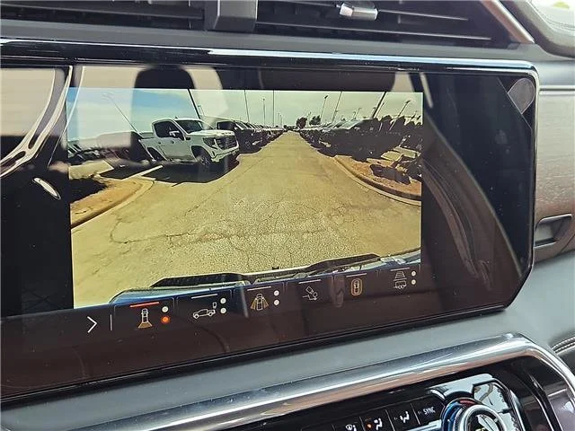 New 2026 Glacier White Tricoat GMC Denali Ultimate image 18