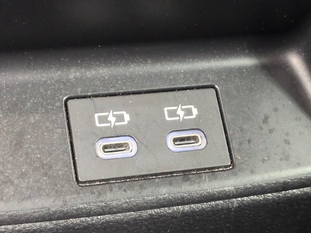 2024 Toyota Corolla LE - Photo 20