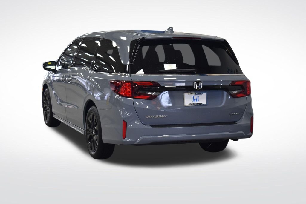 New 2026 Sonic Gray Pearl Honda Sport-L image 5
