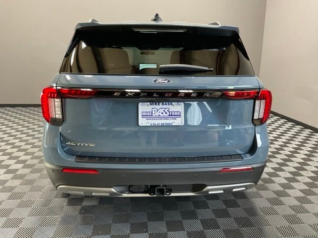 New 2027 Vapor Blue Metallic Ford Active image 11