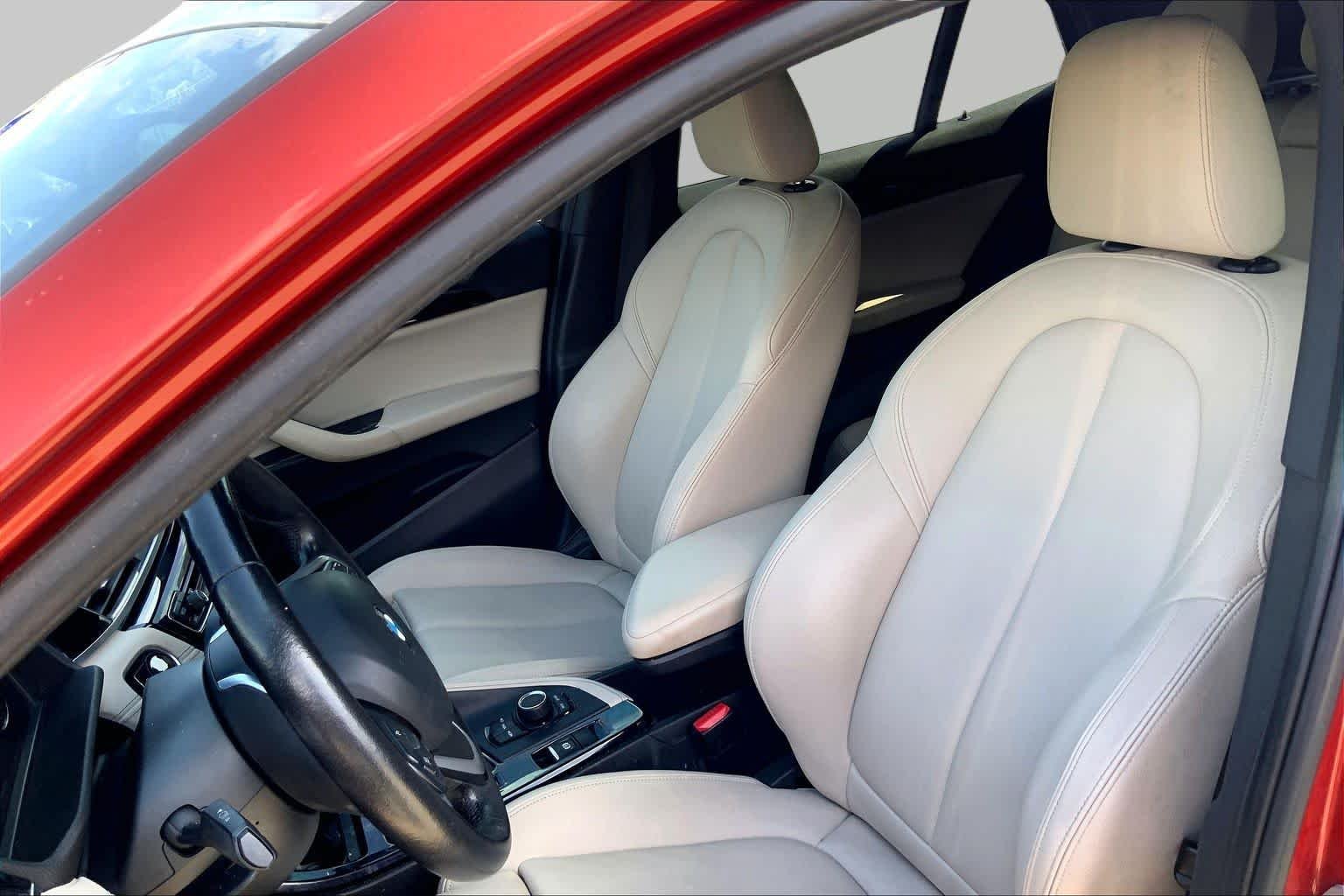 Used 2018 Sunset Orange Metallic BMW sDrive28i image 7