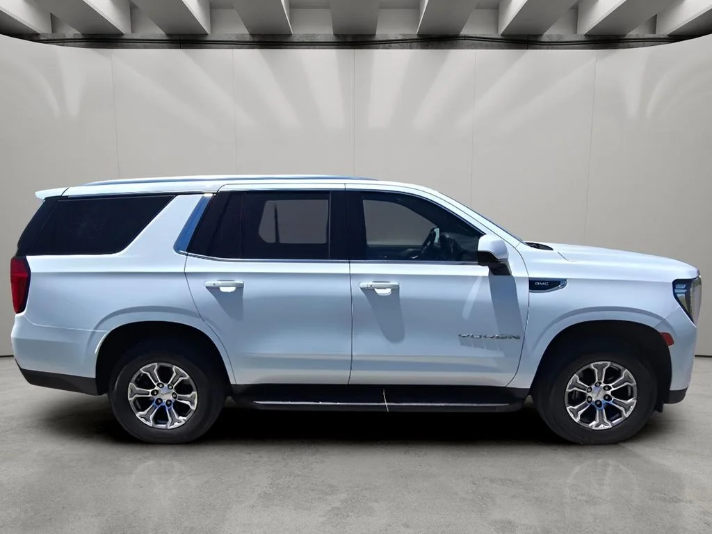 Used 2022 Summit White GMC SLE image 6