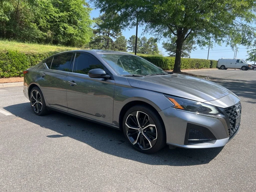 2024 Nissan Altima SR