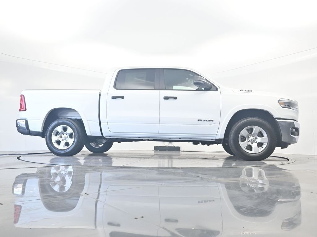 New 2026 Bright White Clear-Coat Exterior Paint RAM Big Horn/Lone Star image 35
