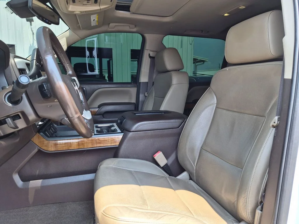 Used 2017 White GMC SLT image 12