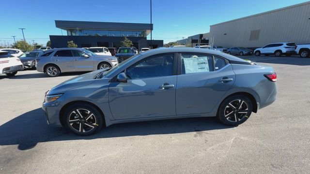 Used 2025 Gray Nissan SV image 5