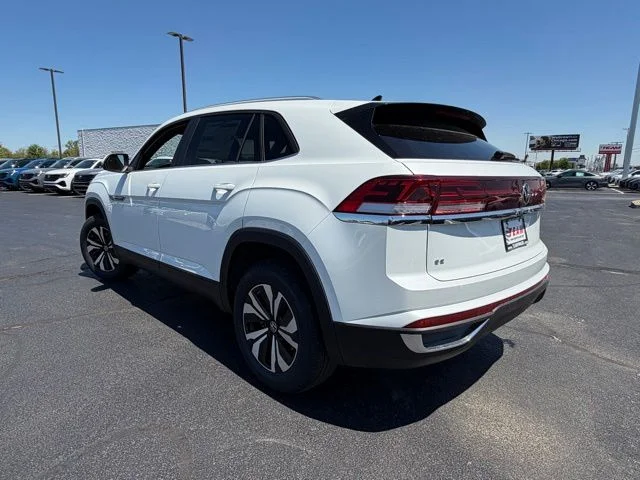 New 2026 White Volkswagen 2.0T SE image 16