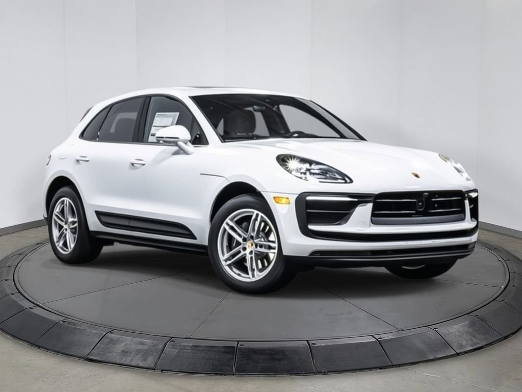 2025 Porsche Macan - Photo 9