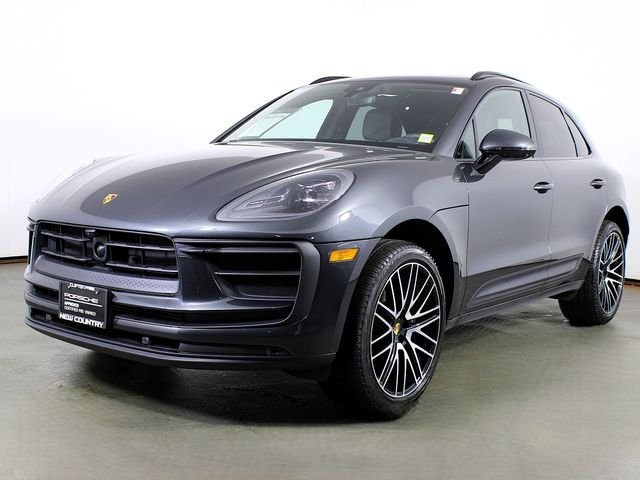 2026 Porsche Macan's photo