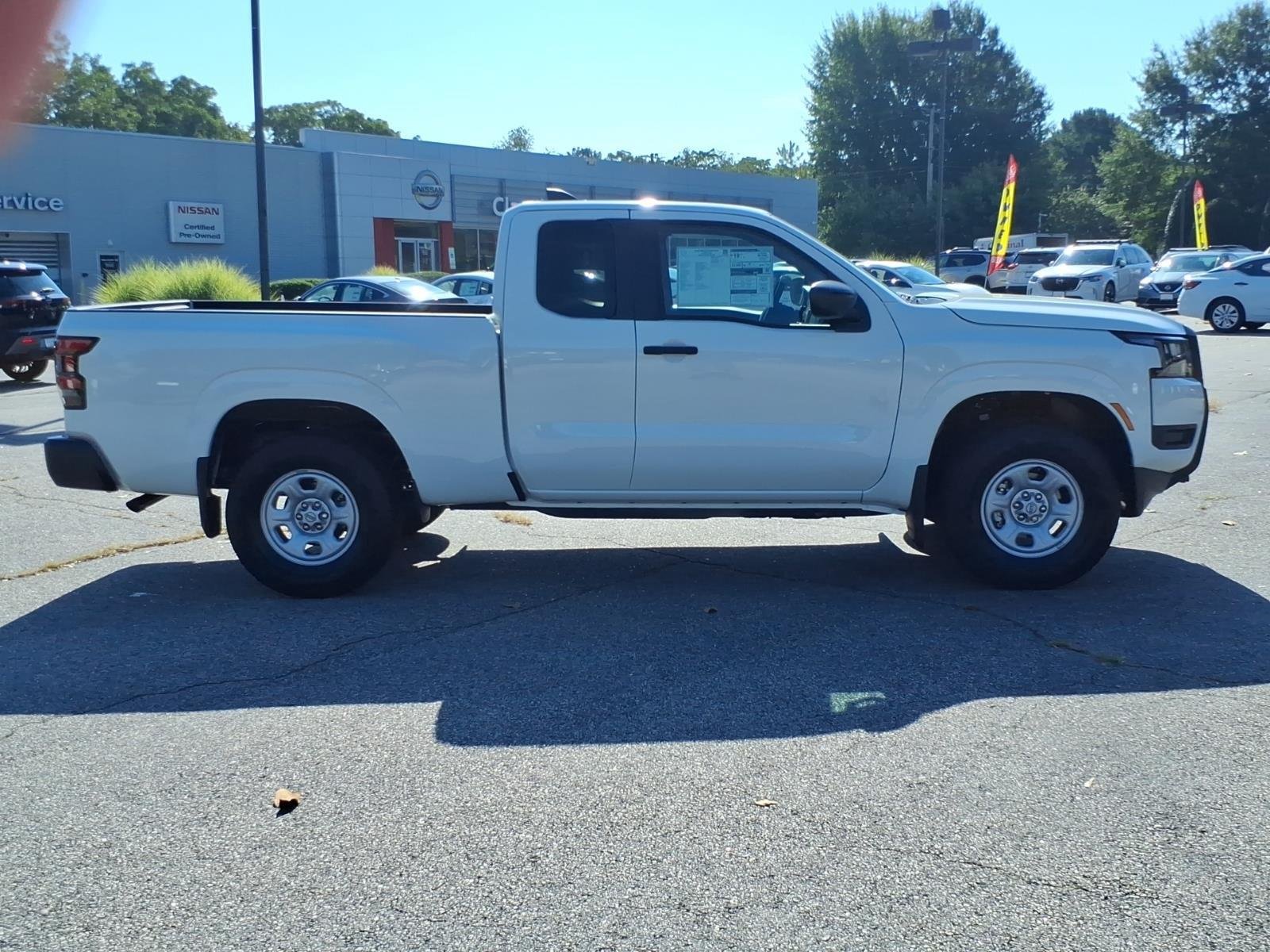 New 2026 Glacier White Nissan King Cab® S image 6